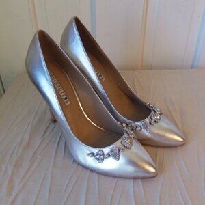 David Tutera Tiara Metallic Silver Embellished Pumps sz 7.5
